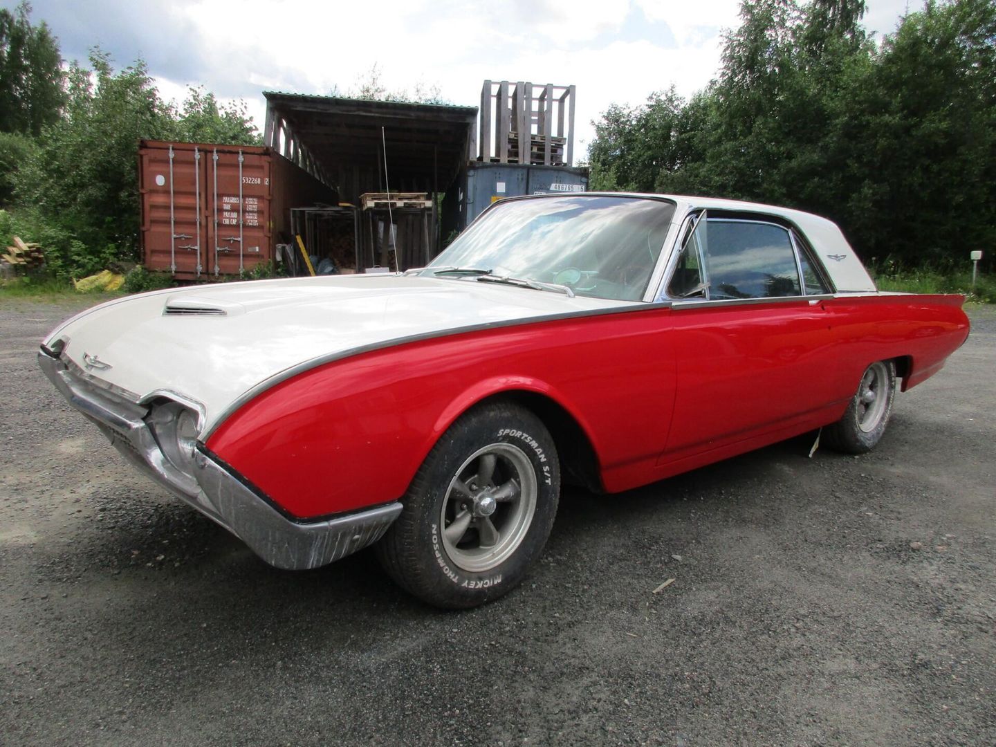 Ford Thunderbird