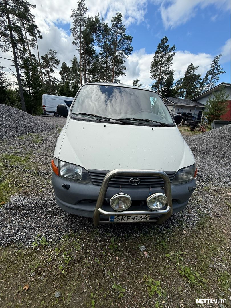 Toyota Hiace