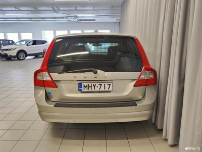 Volvo V70 2,4D D5 Momentum aut 2008, photo 5/14