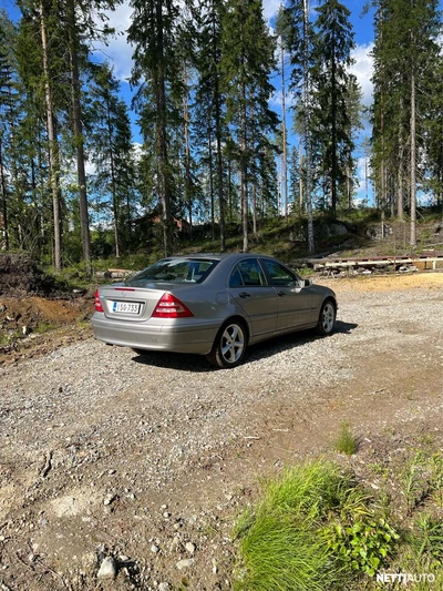 Mercedes-Benz C 200 2004, kuva 4/13