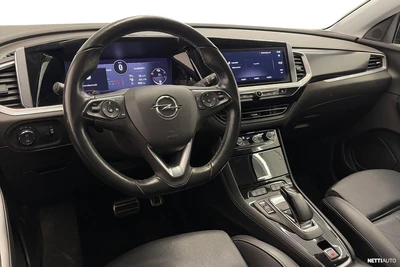 Opel Grandland Executive 225 PHEV FWD A8 2022, photo 6/28