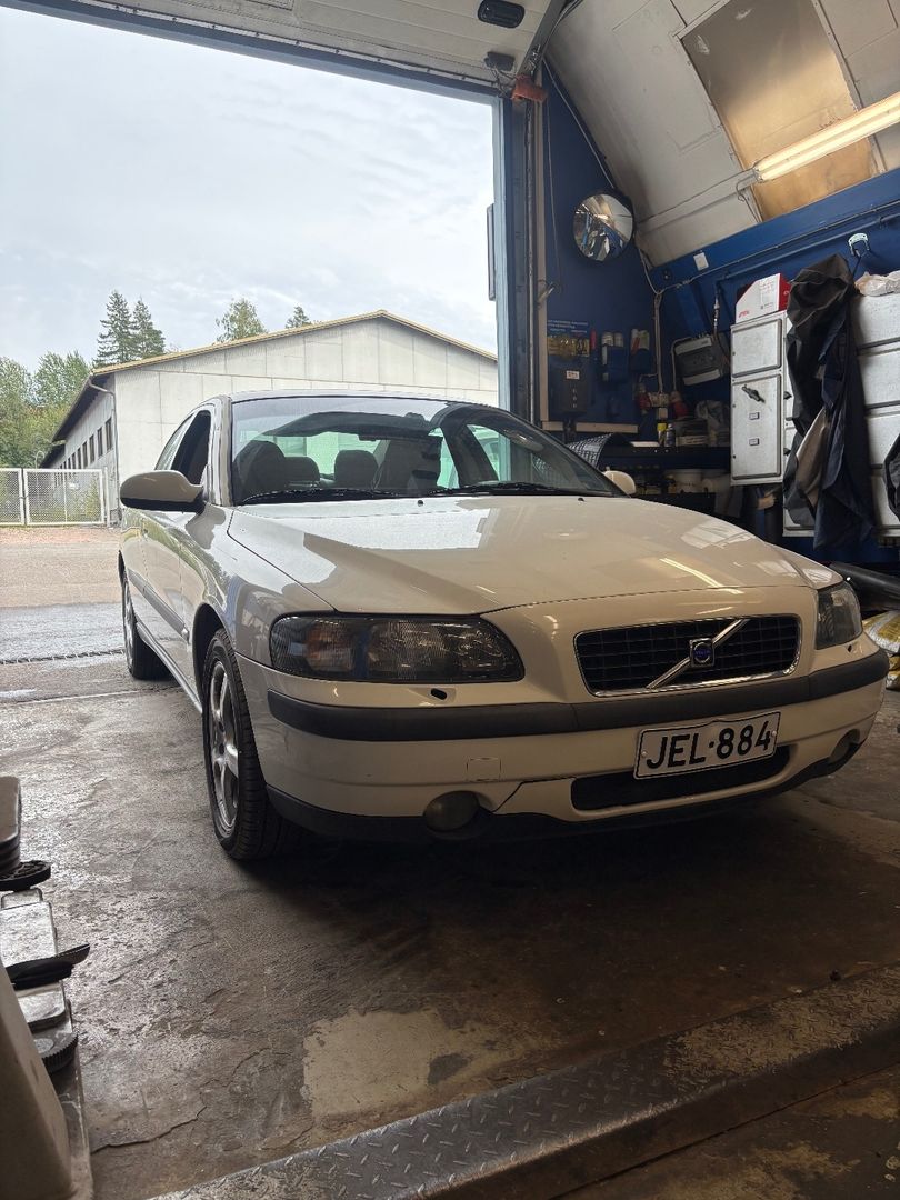 Volvo S60