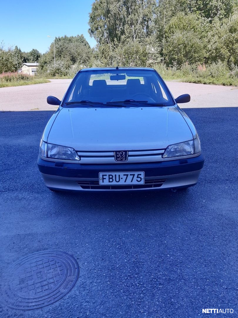 Peugeot 306 1995, photo 6/13