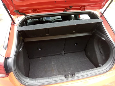 Hyundai i20 2020, kuva 4/8
