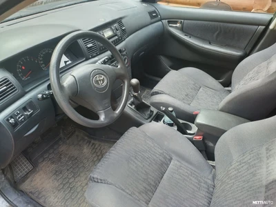 Toyota Corolla 2002, photo 6/24