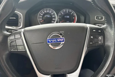 Volvo V60 D2 Momentum Business aut 2013, photo 7/10