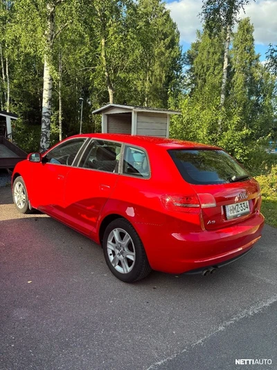 Audi A3 2010, photo 3/5