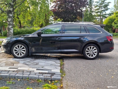 Skoda Superb 2016, photo 3/24
