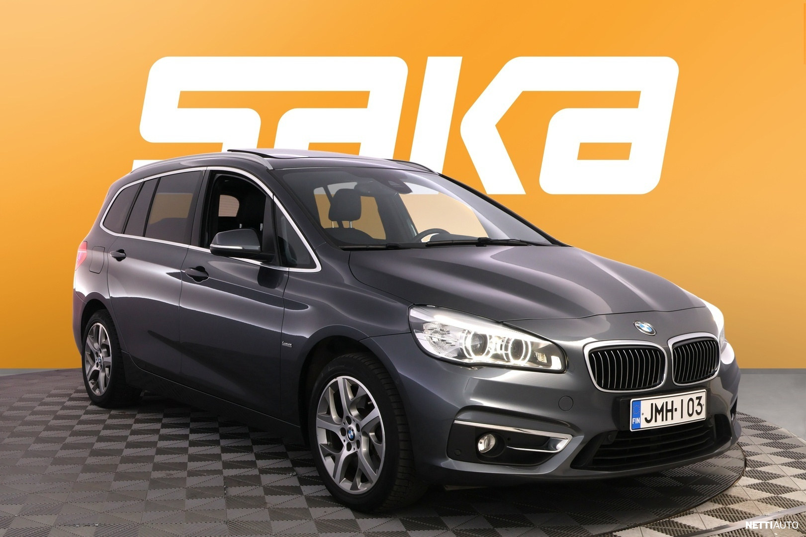 BMW 220