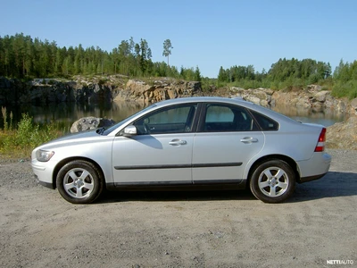 Volvo S40 1.8 125 man 2007, kuva 3/9