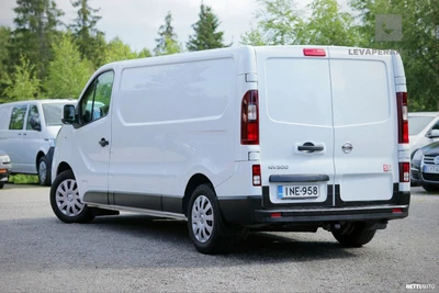 Nissan NV300 2017, photo 6/27