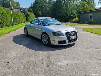 Audi TT 1.8t quattro 1999, kuva 2/10