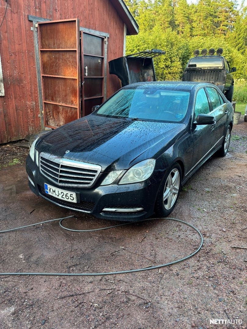 Mercedes-Benz E