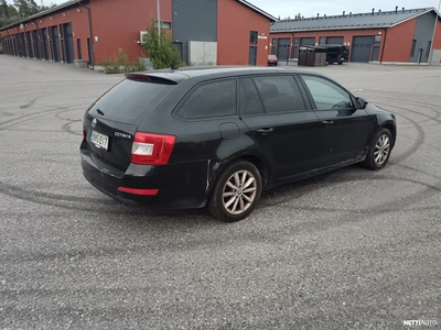 Skoda Octavia 2015, kuva 6/9