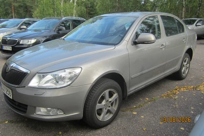 Skoda Octavia 1,6 TDI Elegance 2011, photo 1/10