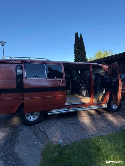 Chevrolet Chevy Van 1984, photo 2/9