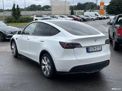 Tesla Model Y Long Range 2022, kuva 6/9