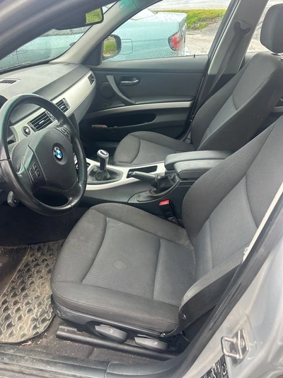 BMW 318 318d 2010, kuva 2/5