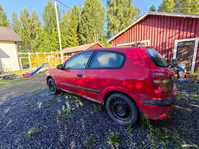 Nissan Almera 2000, kuva 3/10