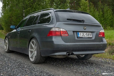 BMW 525 2005, kuva 3/7