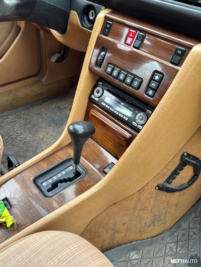 Mercedes-Benz 300 E 3,0 (124) 4d 1985, kuva 6/8