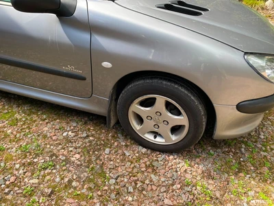 Peugeot 206 S Edition 2004, photo 3/7