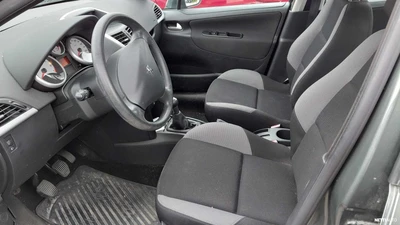 Peugeot 207 Trendy VTi 95 5-ov. Platinum 2008, photo 5/6