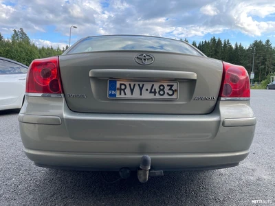 Toyota Avensis 2004, kuva 4/10