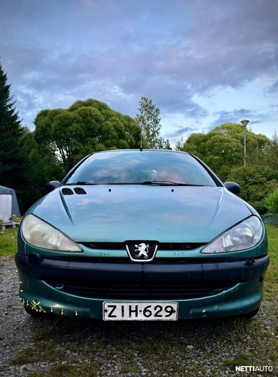 Peugeot 206 1999, photo 2/10