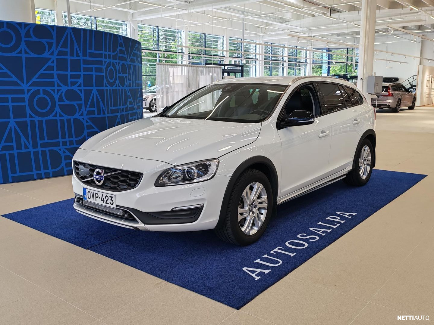 Volvo V60 Cross Country