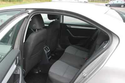 Skoda Octavia 1,2 TSI Ambition 2014, kuva 6/8