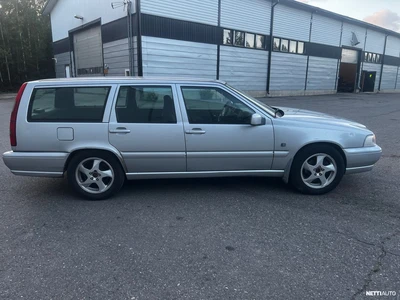 Volvo V70 2000, kuva 4/10
