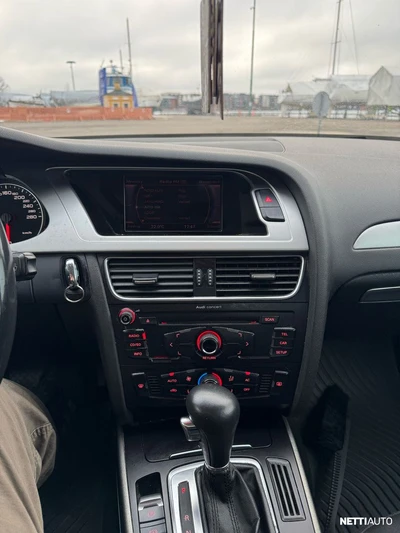 Audi A4 2008, photo 4/18