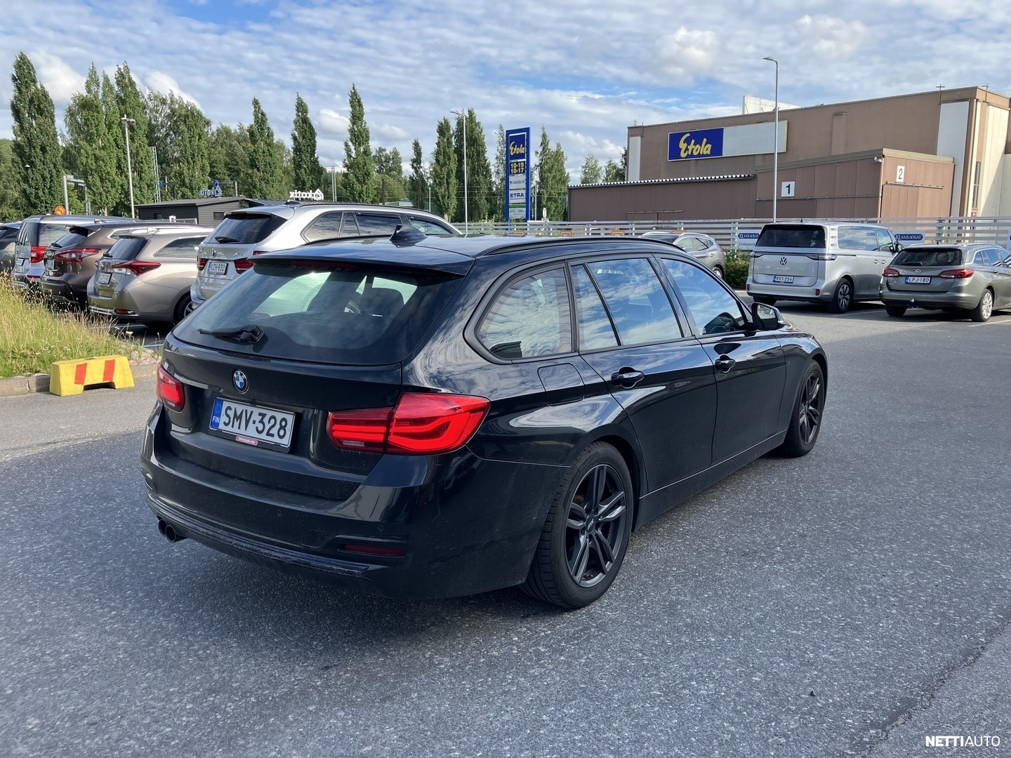 BMW 320 2016, kuva 3/8