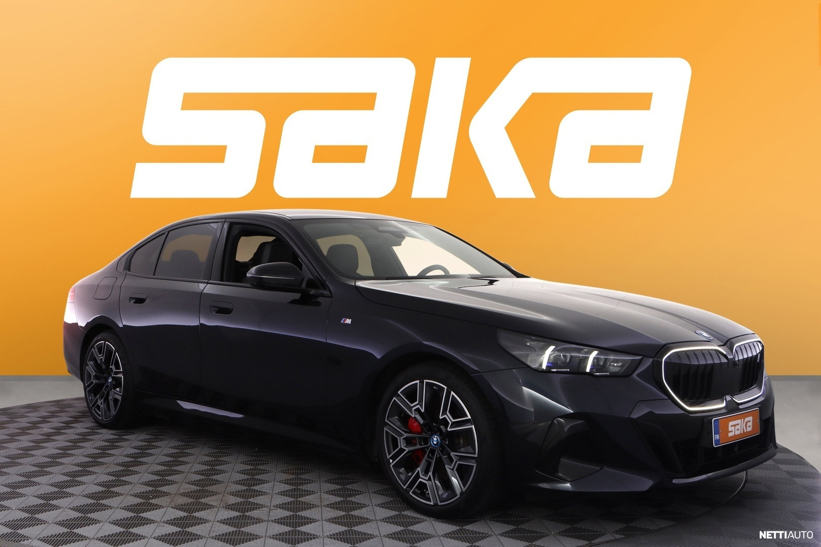 BMW i5