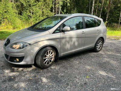 Seat Altea XL 1,6 TDI DPF CR Style 2011, kuva 1/10