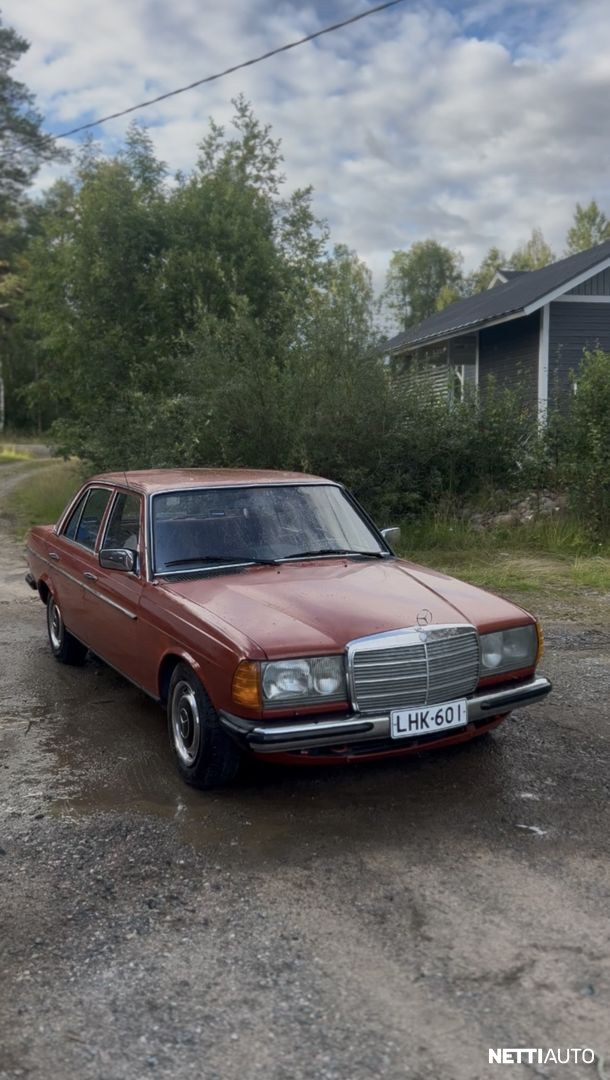 Mercedes-Benz 123