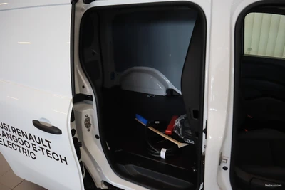 Renault Kangoo E-TECH 3,3m3 2022, photo 7/17