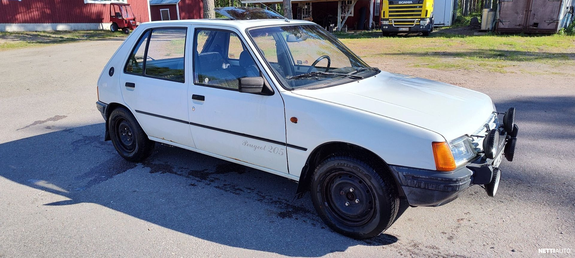 Peugeot 205