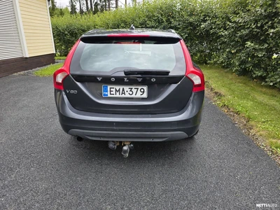 Volvo V60 2011, kuva 6/11