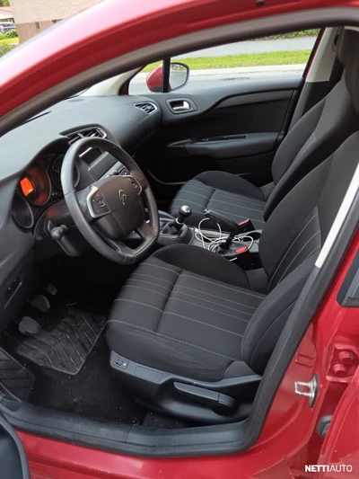 Citroen C4 2011, photo 6/8