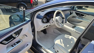 Mercedes-Benz EQE 500 4MATIC 2023, photo 6/9