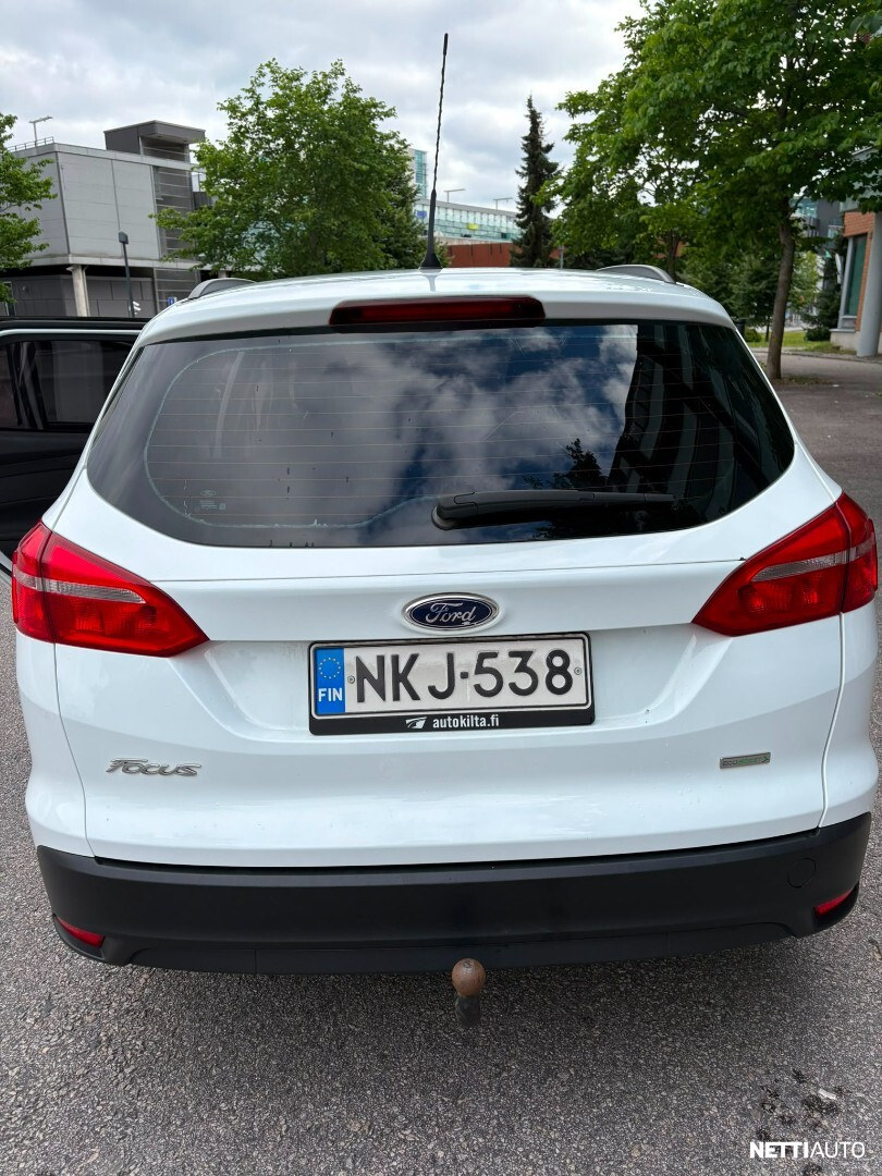 Ford Focus 2015, photo 3/15