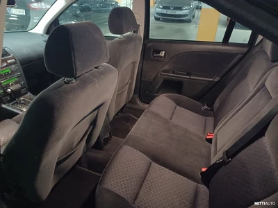 Ford Mondeo 2005, kuva 3/16