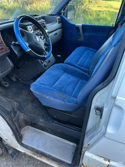 Volkswagen Transporter 2002, kuva 5/9