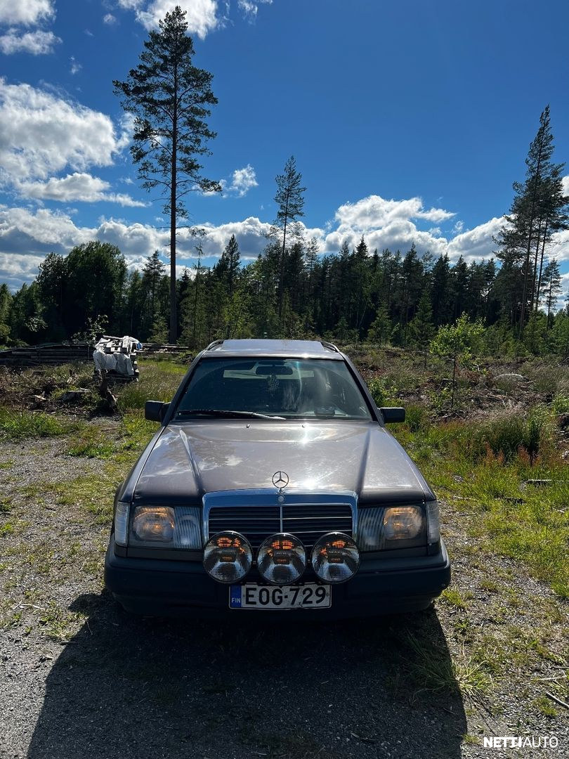 Mercedes-Benz 300