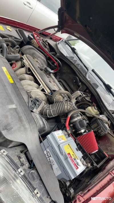 Volvo V70 2000, kuva 2/2