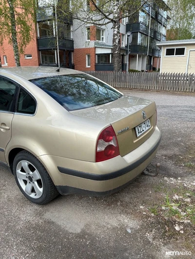 Volkswagen Passat 1.9tdi 2002, kuva 3/4
