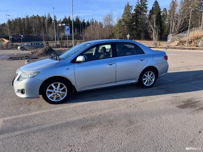 Toyota Corolla 1,4 D-4D Linea Sol 4ov 2008, kuva 2/10