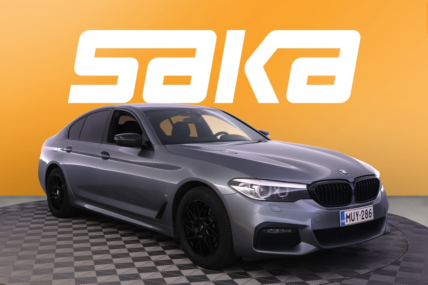 BMW 530